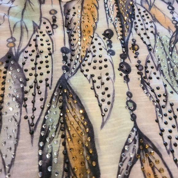 Shirt - Picture 2 of 4